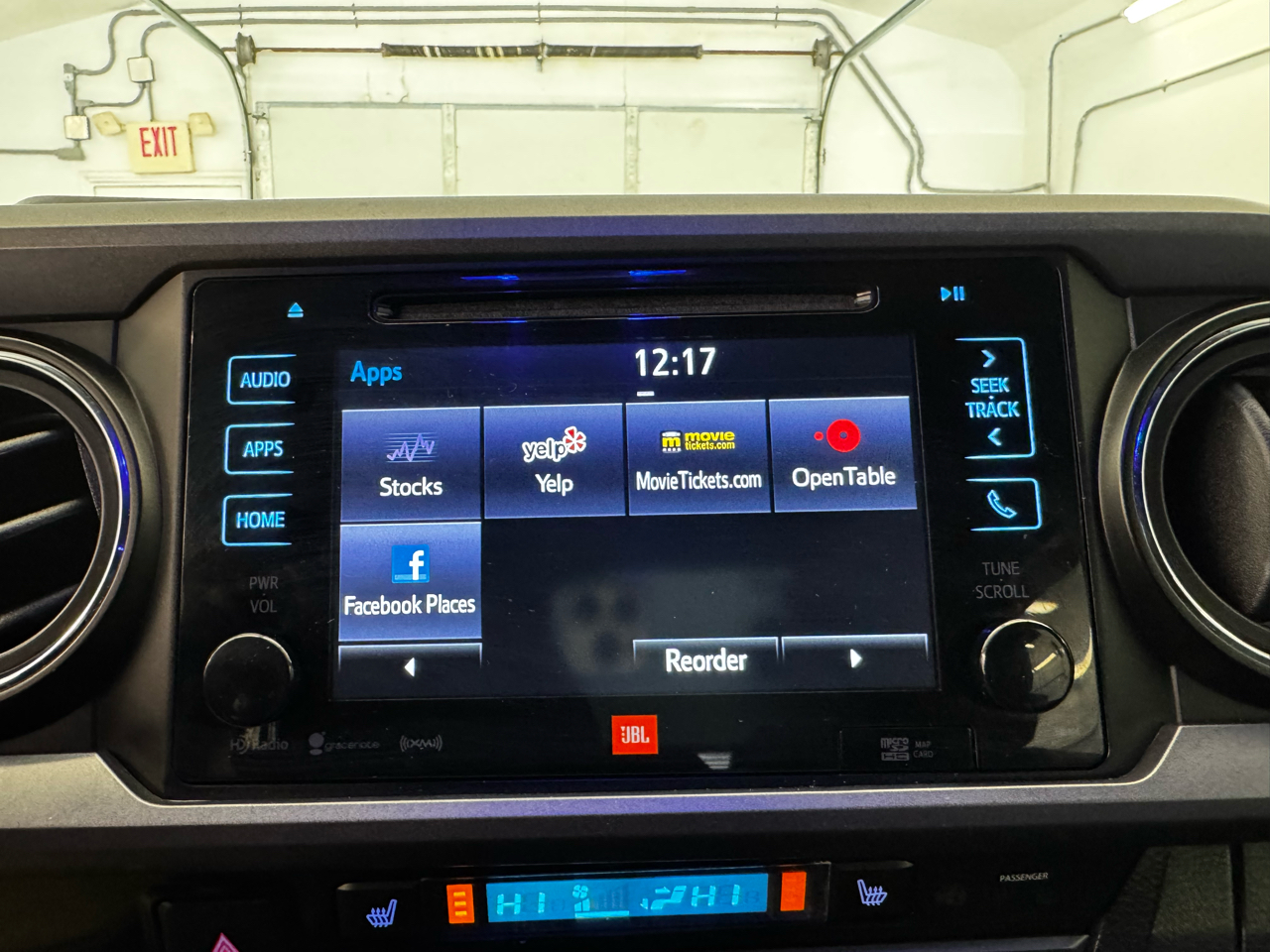 Toyota Tacoma TRD Off Road Double Cab 5' Bed V6 4x4 MT (Natl) 2017