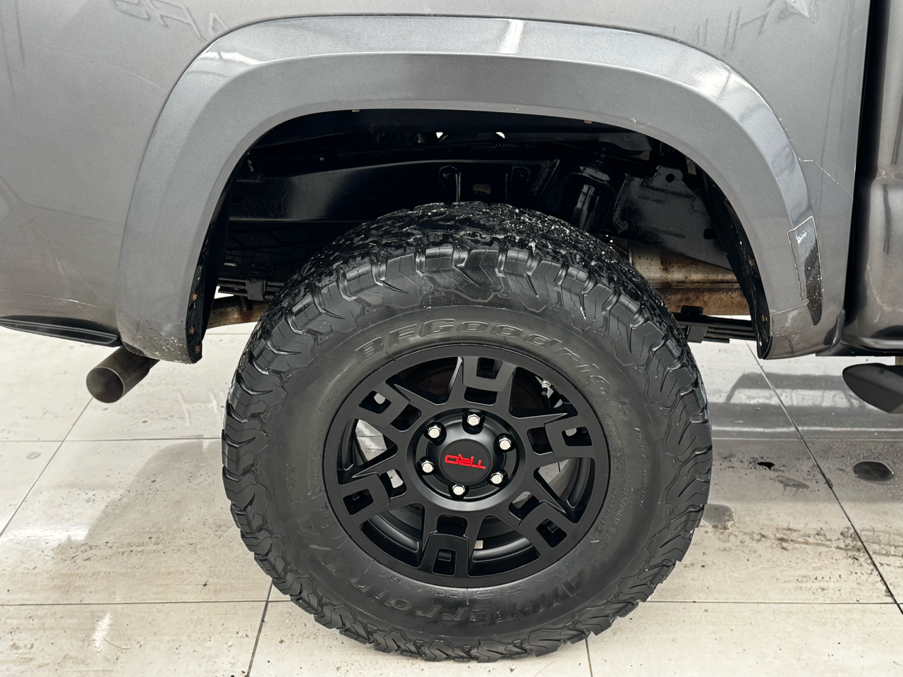 Toyota Tacoma TRD Off Road Double Cab 5' Bed V6 4x4 MT (Natl) 2017