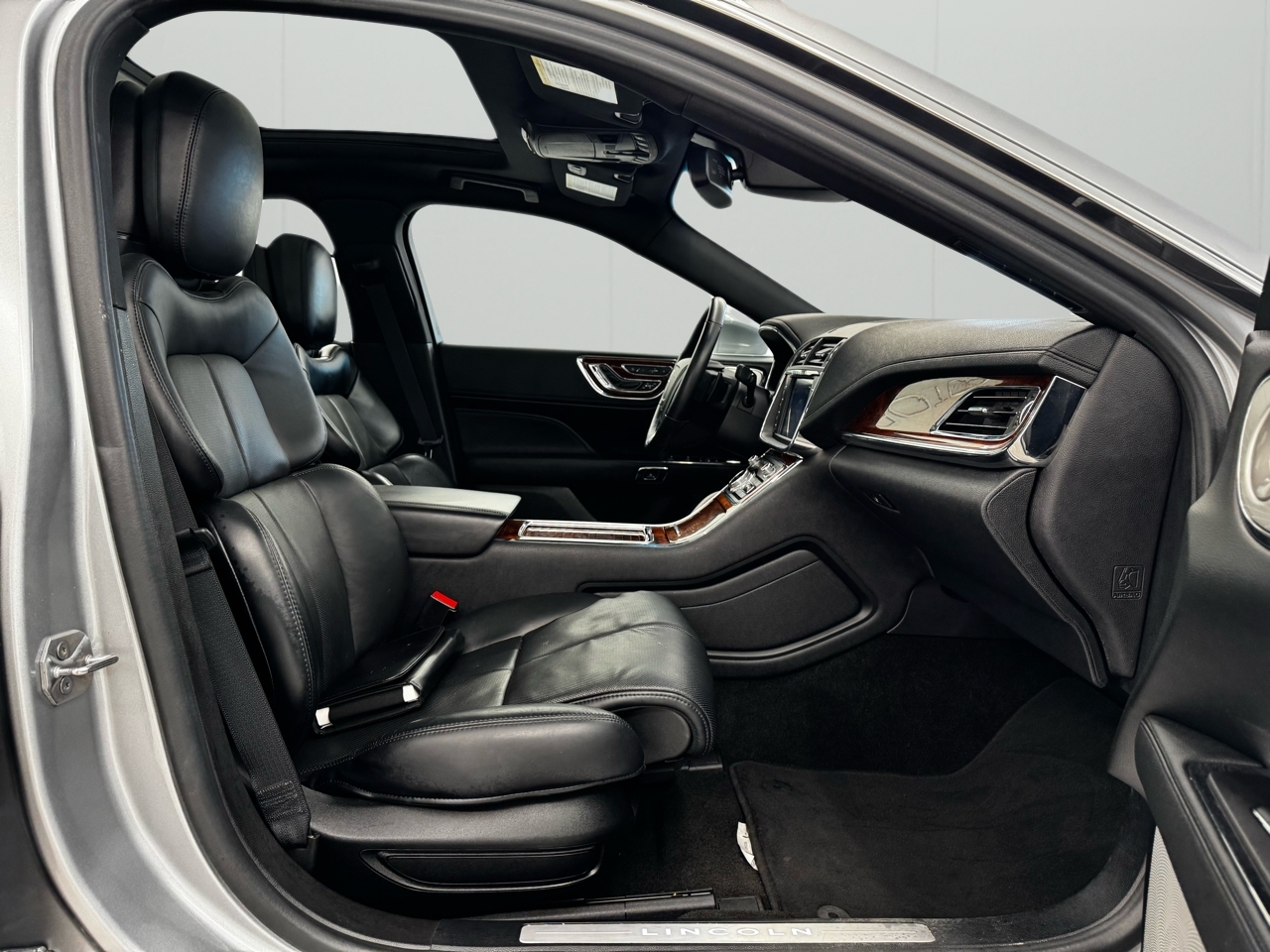 Lincoln Continental Reserve AWD 2020