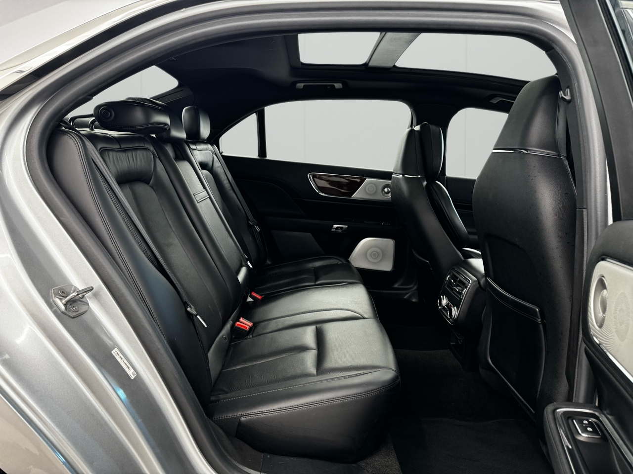 Lincoln Continental Reserve AWD 2020