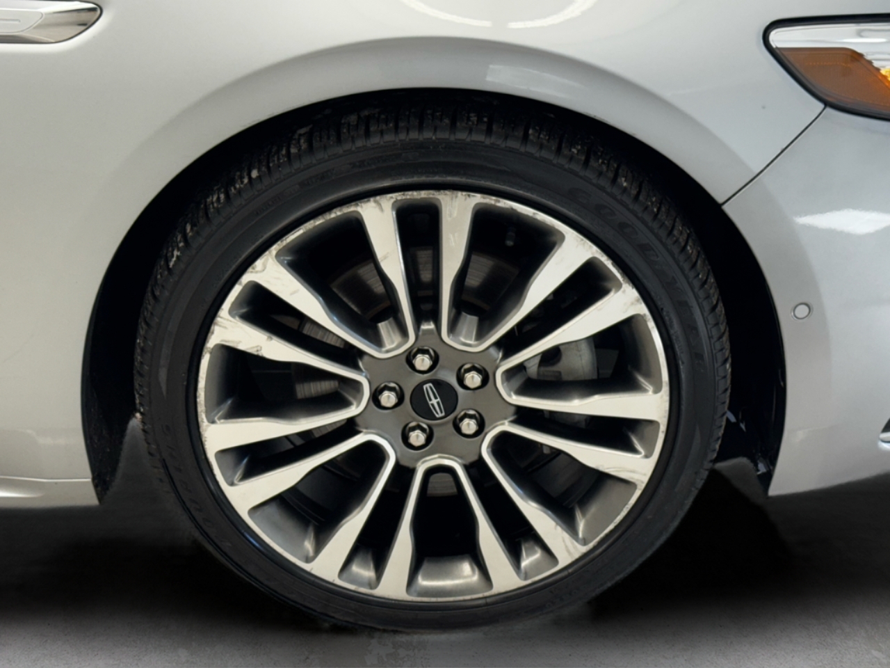 Lincoln Continental Reserve AWD 2020