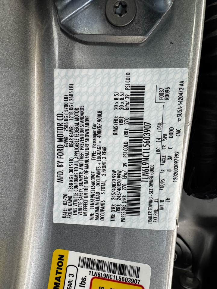 Lincoln Continental Reserve AWD 2020