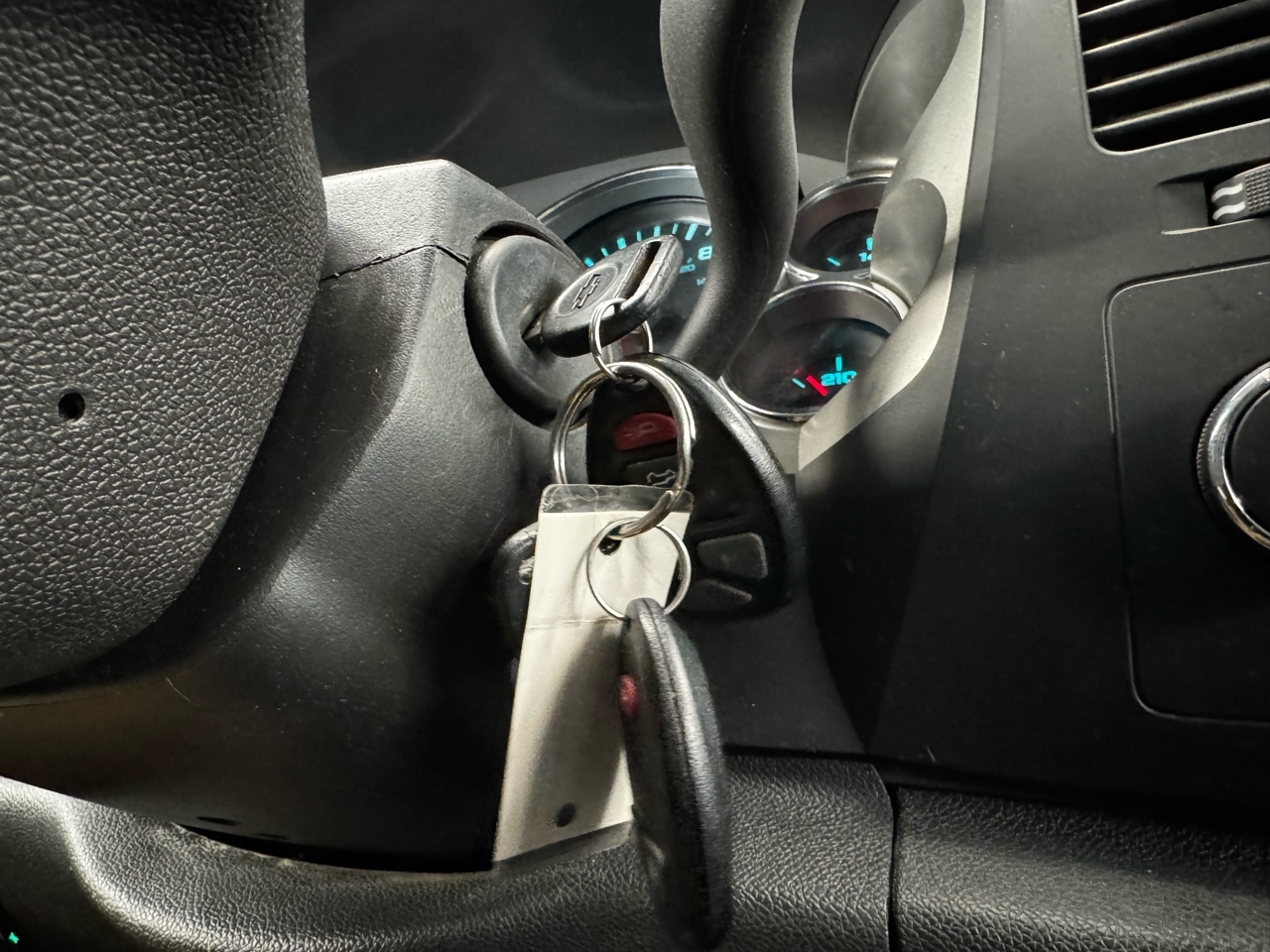 Chevrolet Silverado 2500HD 4WD Crew Cab 153" LT 2009