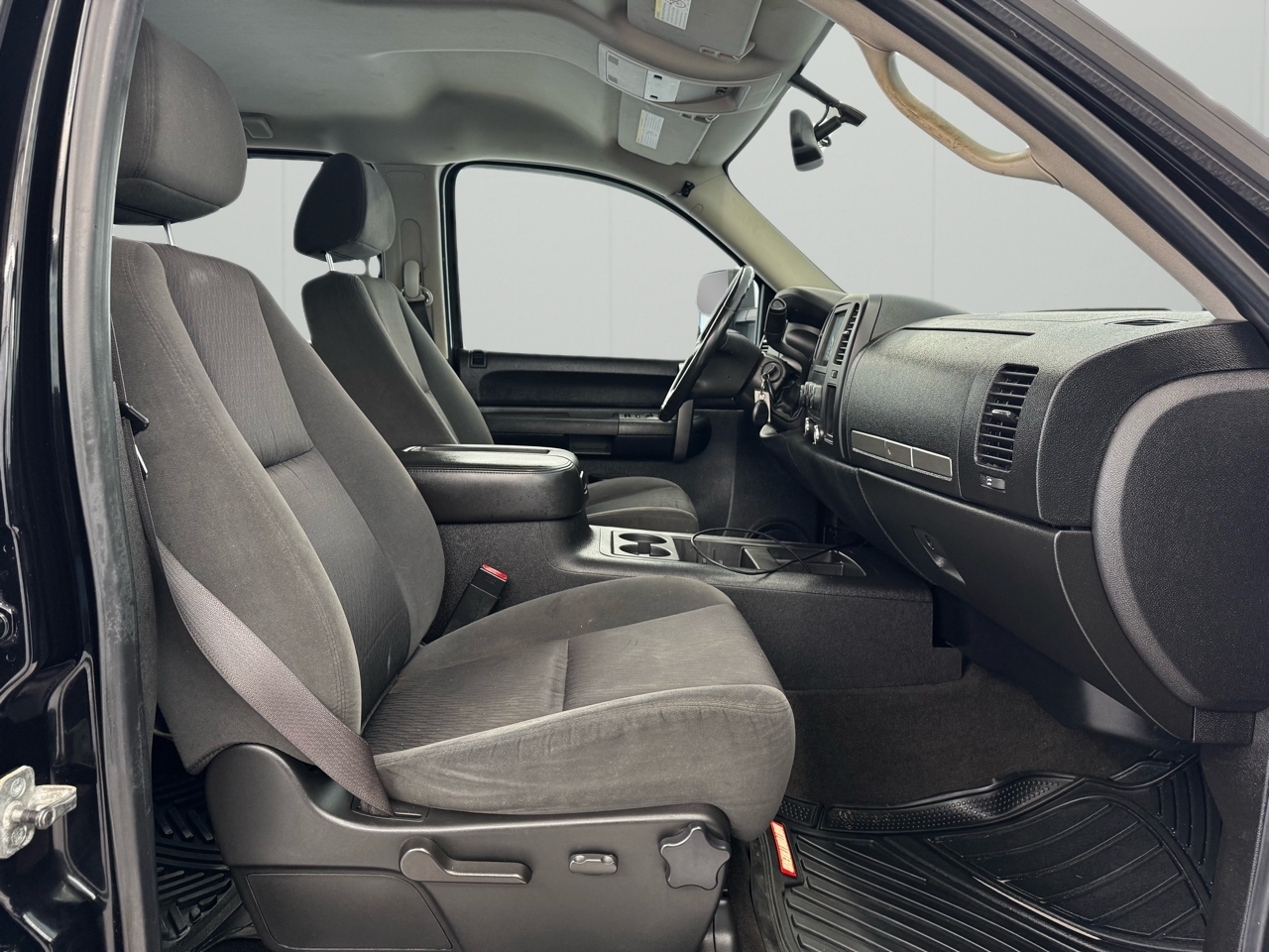 Chevrolet Silverado 2500HD 4WD Crew Cab 153" LT 2009