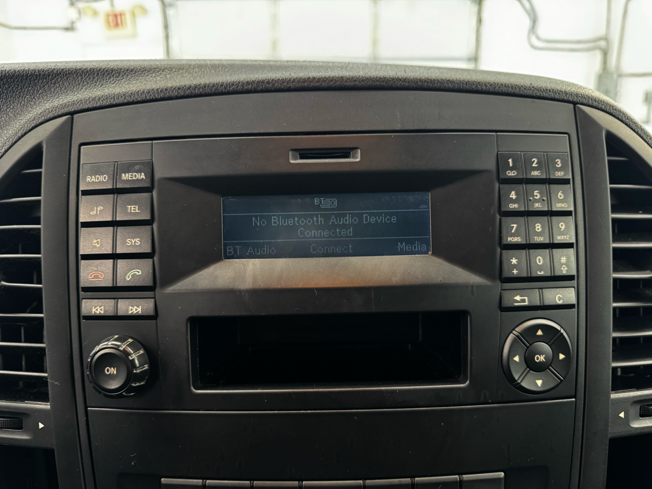 Mercedes-Benz Metris Cargo Van Standard Roof 126" Wheelbase 2017