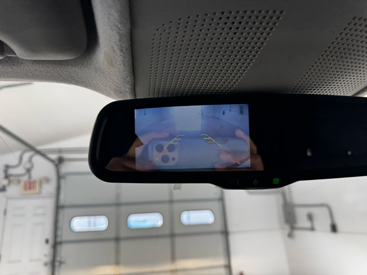 Mercedes-Benz Metris Cargo Van Standard Roof 126" Wheelbase 2017