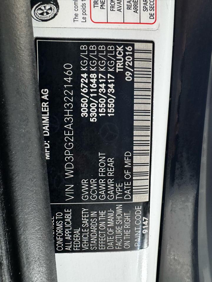 Mercedes-Benz Metris Cargo Van Standard Roof 126" Wheelbase 2017