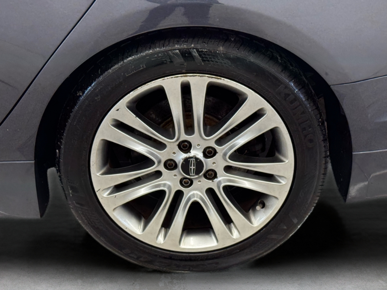 Lincoln MKZ 4dr Sdn FWD 2013