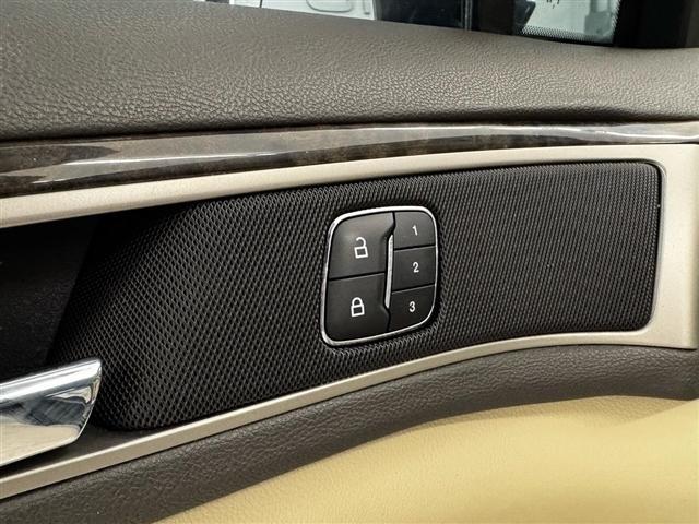 Lincoln MKZ 4dr Sdn FWD 2013