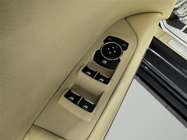 Lincoln MKZ 4dr Sdn FWD 2013