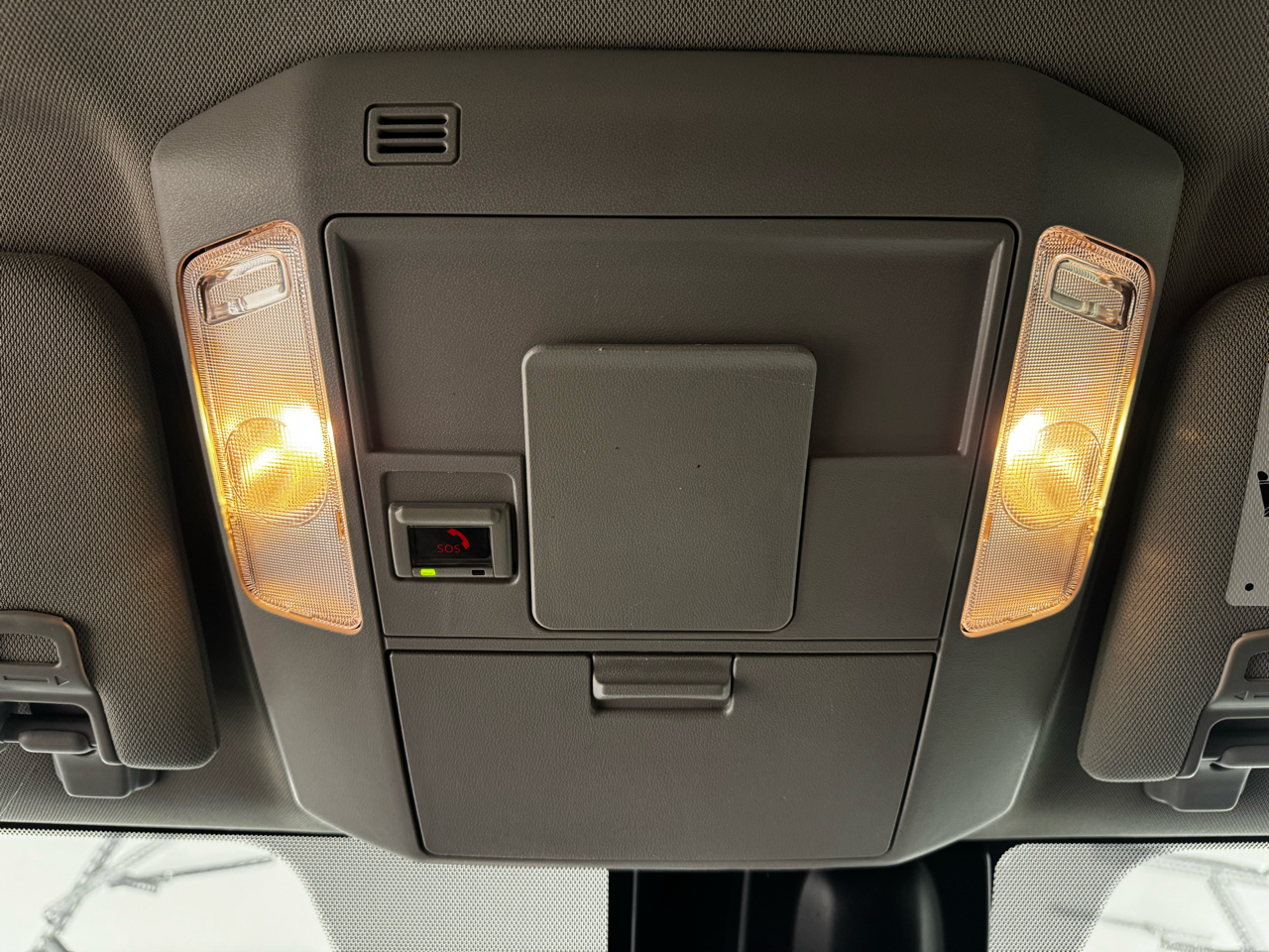 Toyota Tundra 2WD SR5 CrewMax 5.5' Bed 5.7L (Natl) 2021