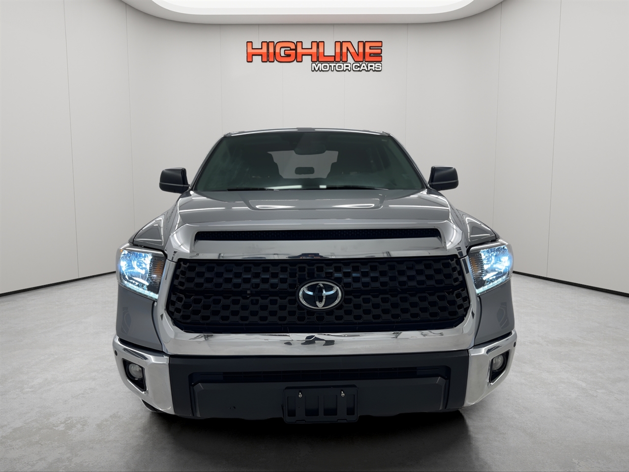 Toyota Tundra 2WD SR5 CrewMax 5.5' Bed 5.7L (Natl) 2021
