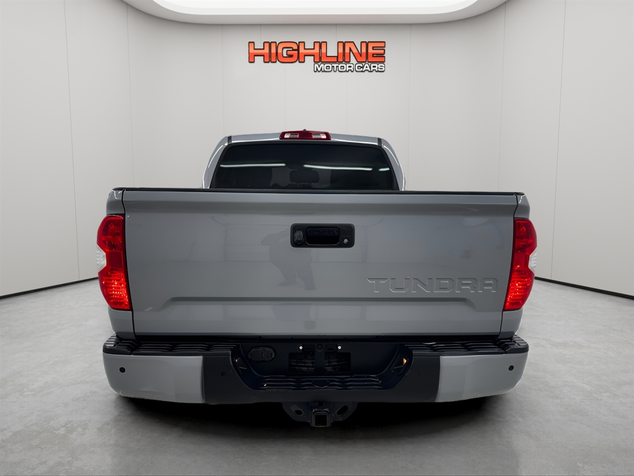 Toyota Tundra 2WD SR5 CrewMax 5.5' Bed 5.7L (Natl) 2021