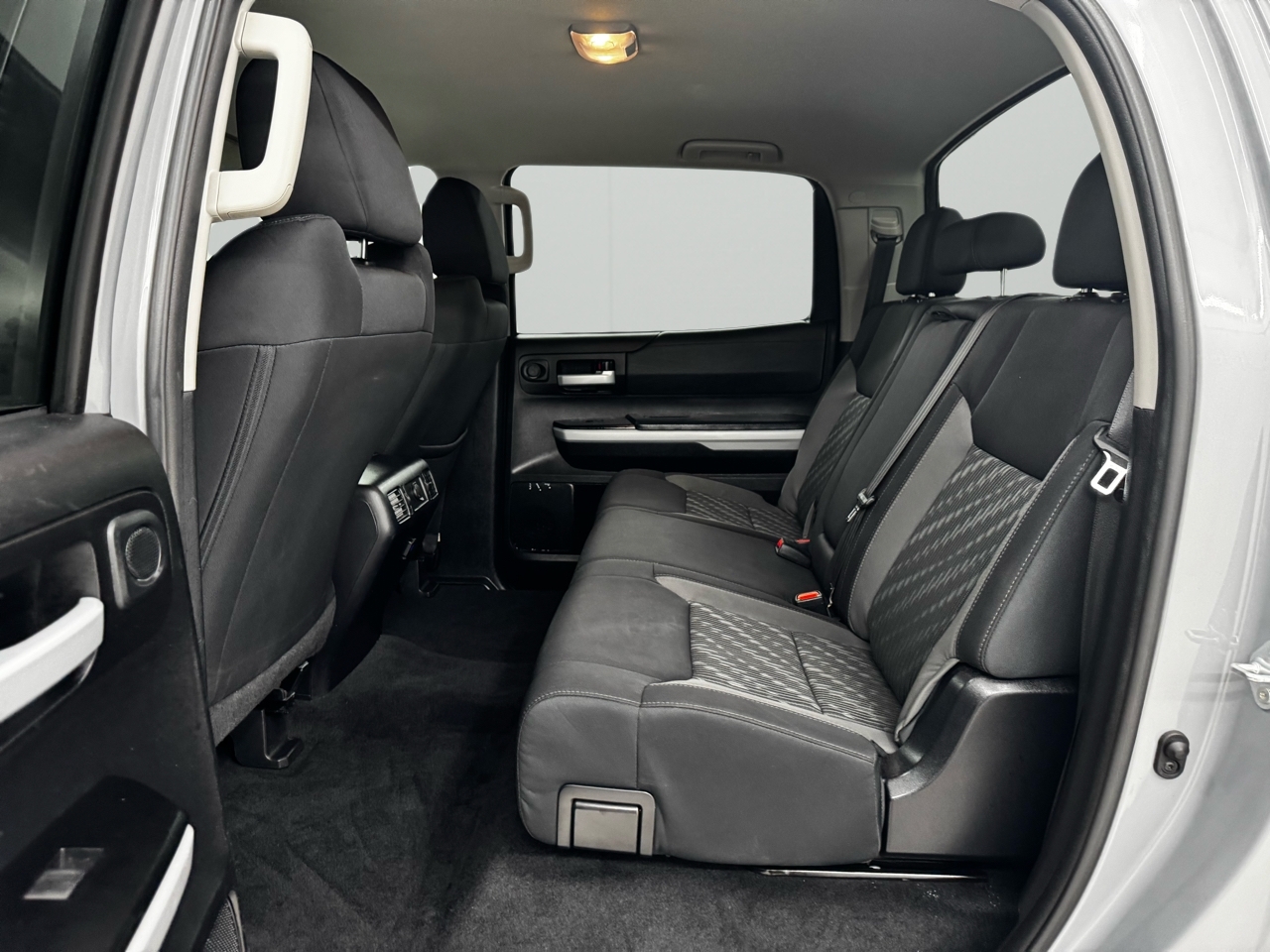 Toyota Tundra 2WD SR5 CrewMax 5.5' Bed 5.7L (Natl) 2021