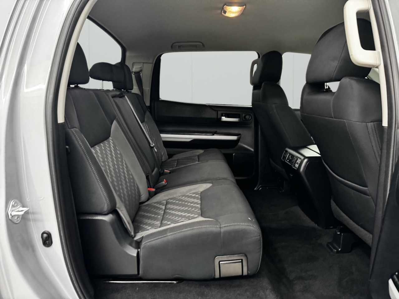 Toyota Tundra 2WD SR5 CrewMax 5.5' Bed 5.7L (Natl) 2021