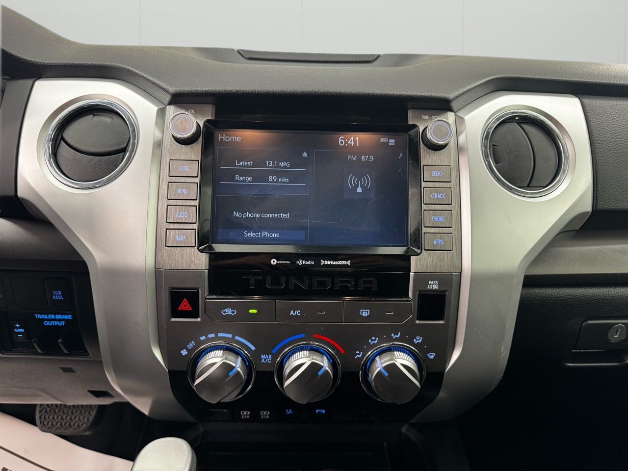 Toyota Tundra 2WD SR5 CrewMax 5.5' Bed 5.7L (Natl) 2021