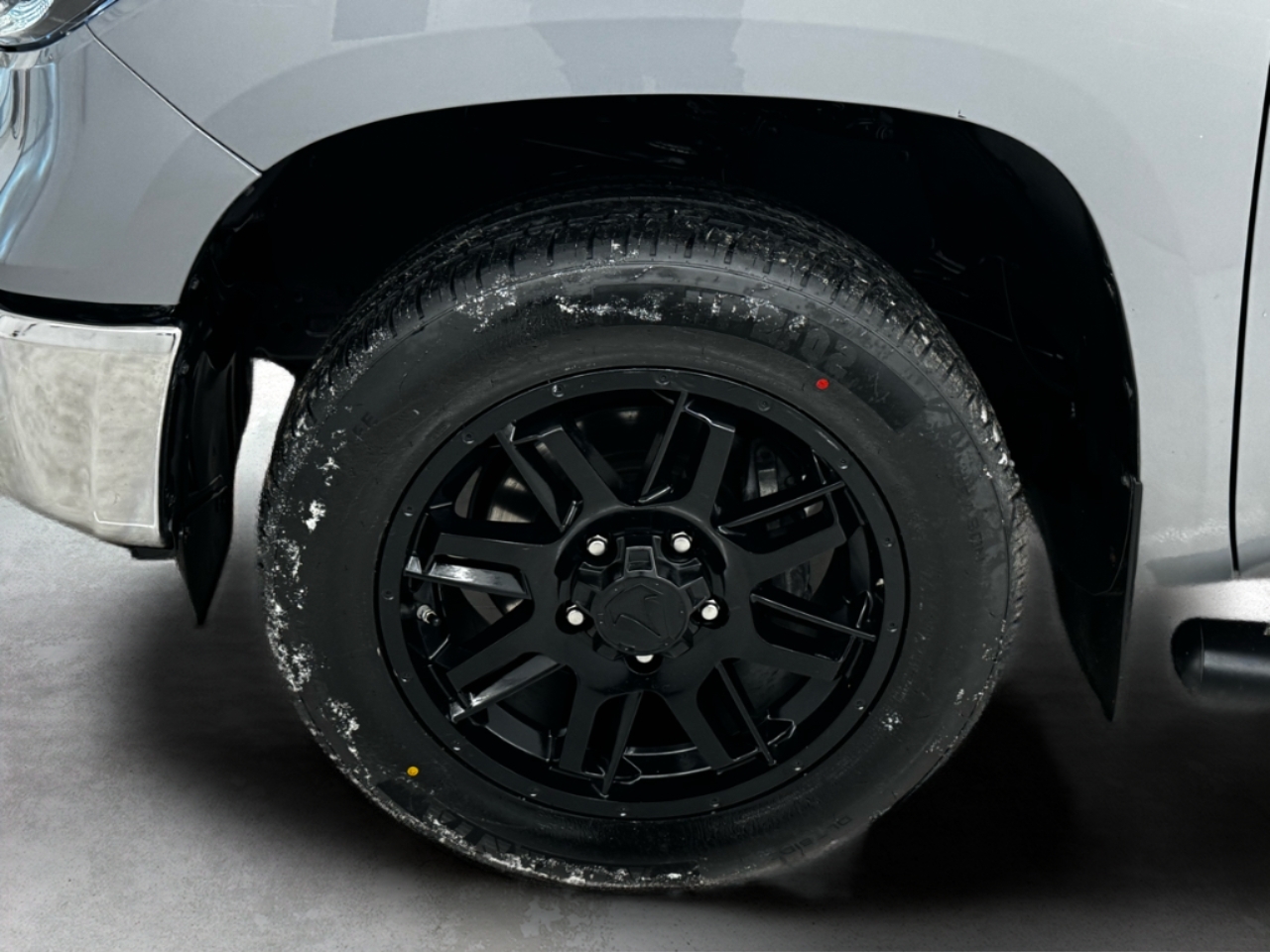 Toyota Tundra 2WD SR5 CrewMax 5.5' Bed 5.7L (Natl) 2021