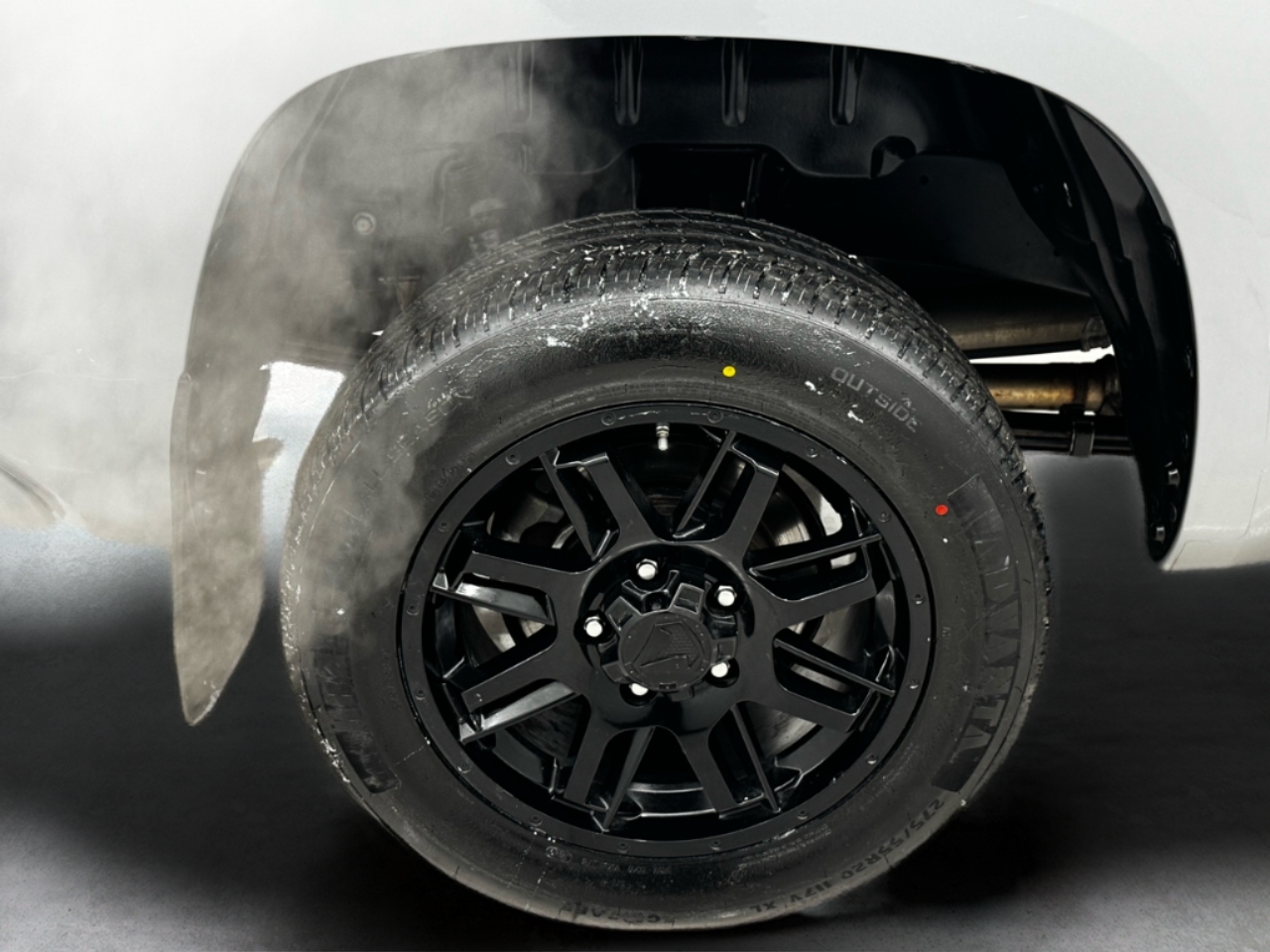 Toyota Tundra 2WD SR5 CrewMax 5.5' Bed 5.7L (Natl) 2021