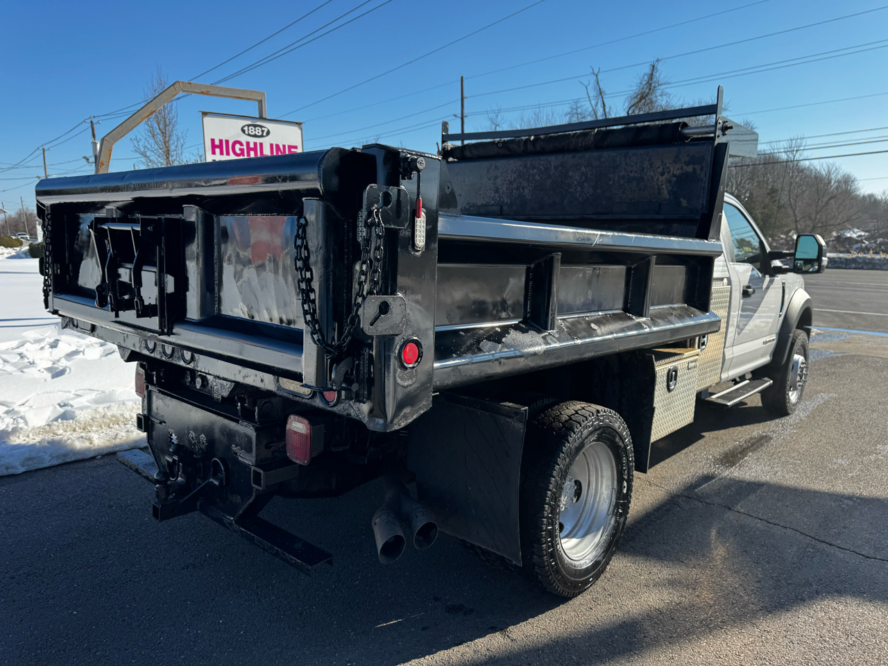 Ford Super Duty F-550 DRW XLT 4WD Reg Cab 145" WB 60" CA 2019