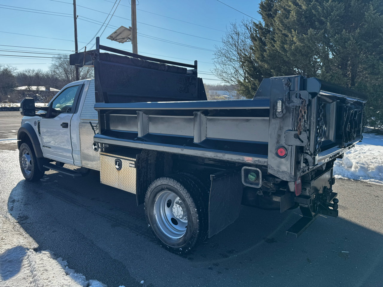 Ford Super Duty F-550 DRW XLT 4WD Reg Cab 145" WB 60" CA 2019
