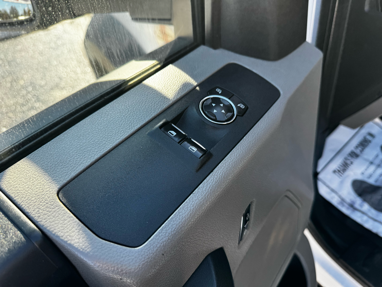 Ford Super Duty F-550 DRW XLT 4WD Reg Cab 145" WB 60" CA 2019