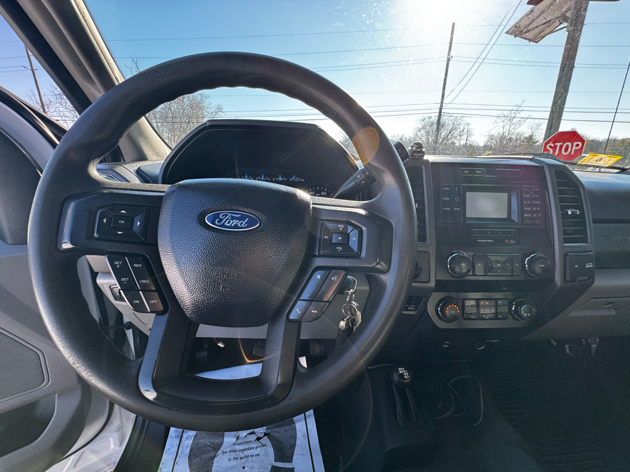 Ford Super Duty F-550 DRW XLT 4WD Reg Cab 145" WB 60" CA 2019