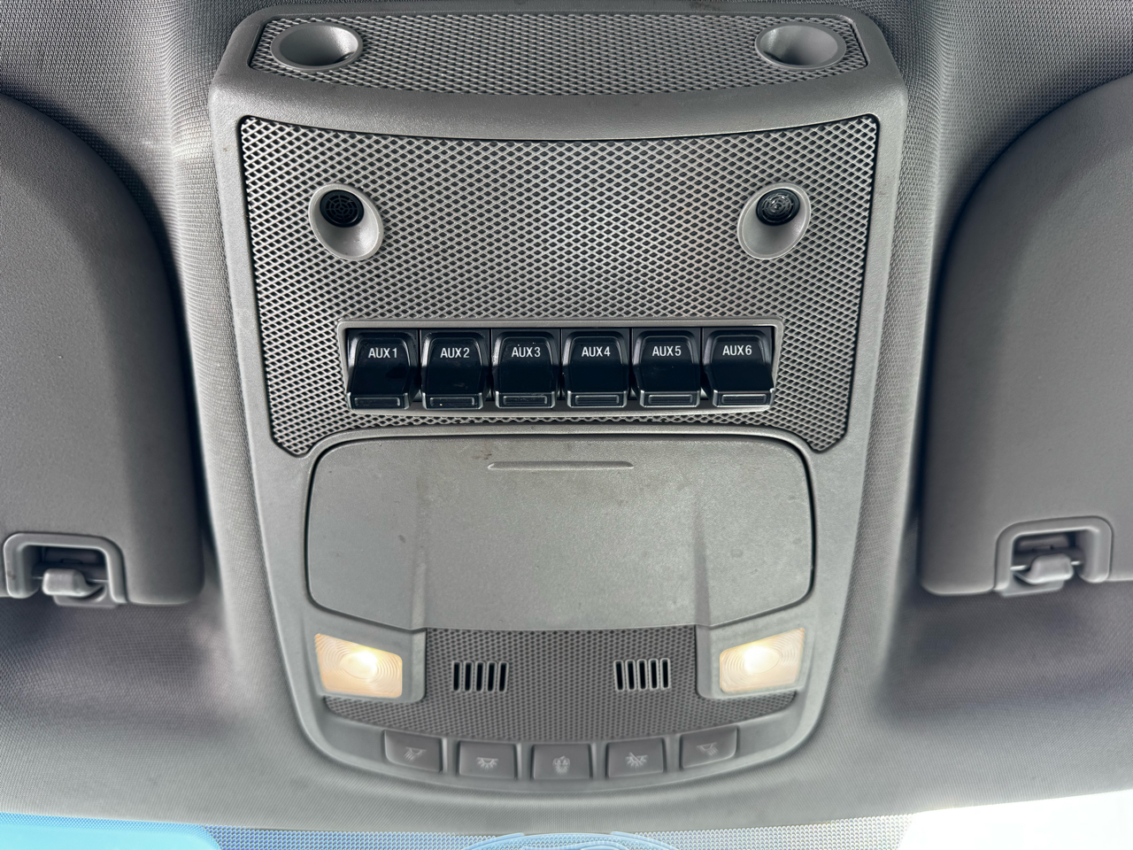 Ford Super Duty F-550 DRW XLT 4WD Reg Cab 145" WB 60" CA 2019