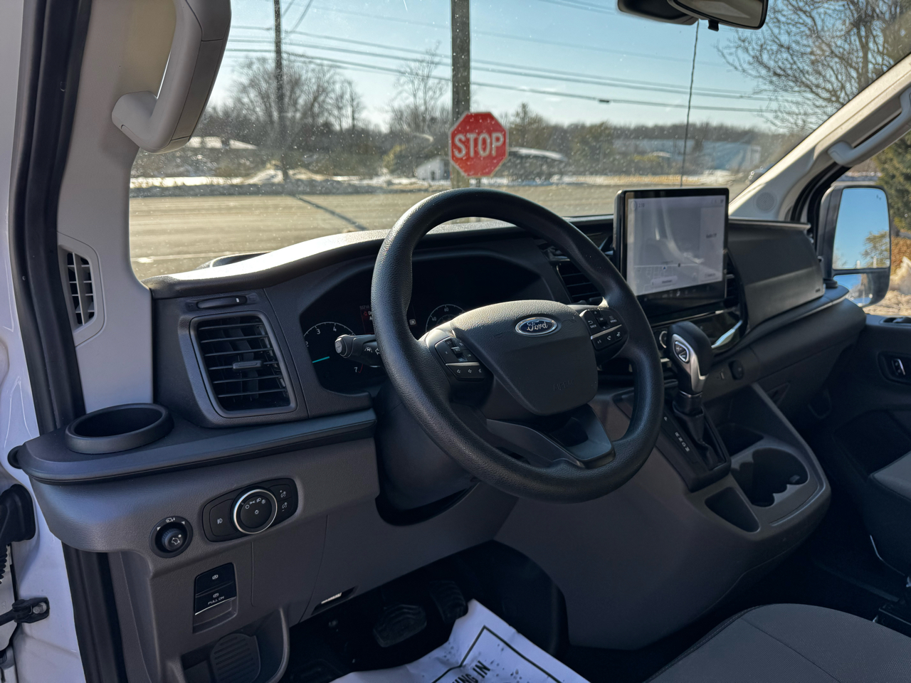 Ford Transit Passenger Wagon T-350 148" Low Roof XLT RWD 2023