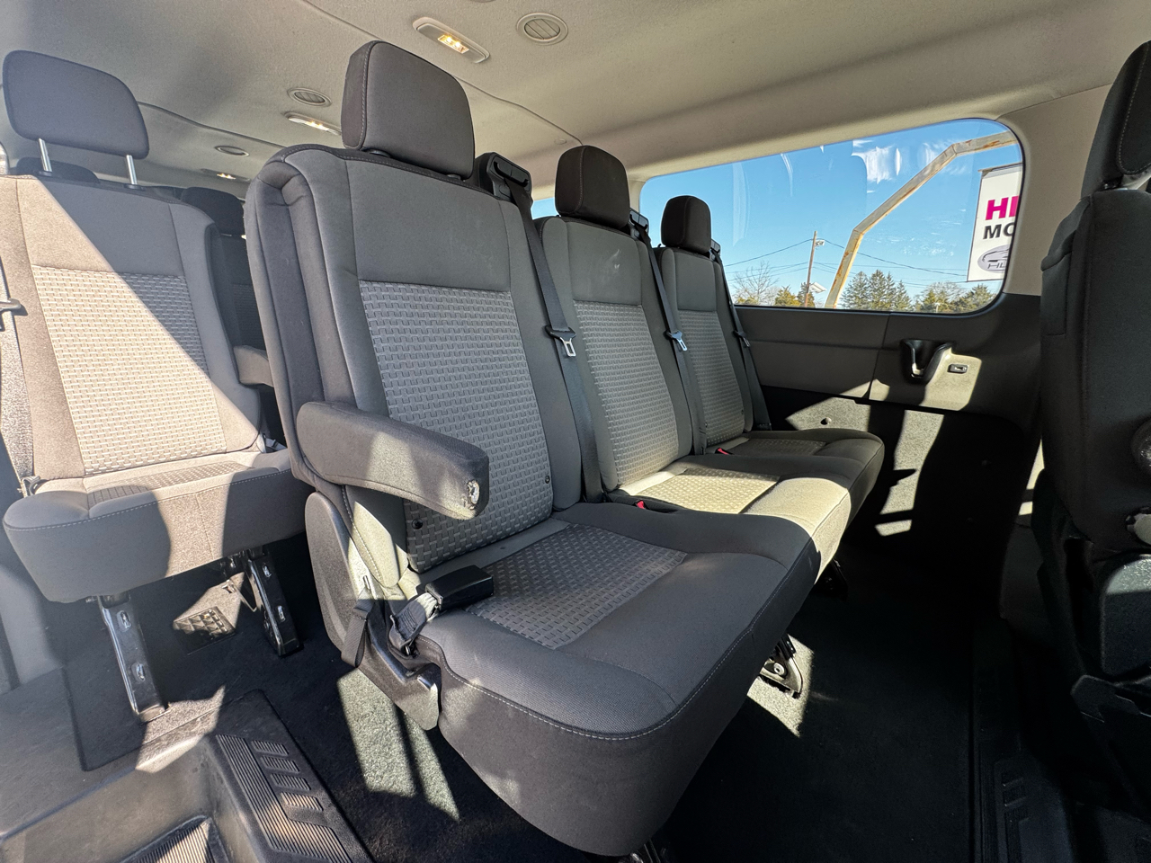 Ford Transit Passenger Wagon T-350 148" Low Roof XLT RWD 2023