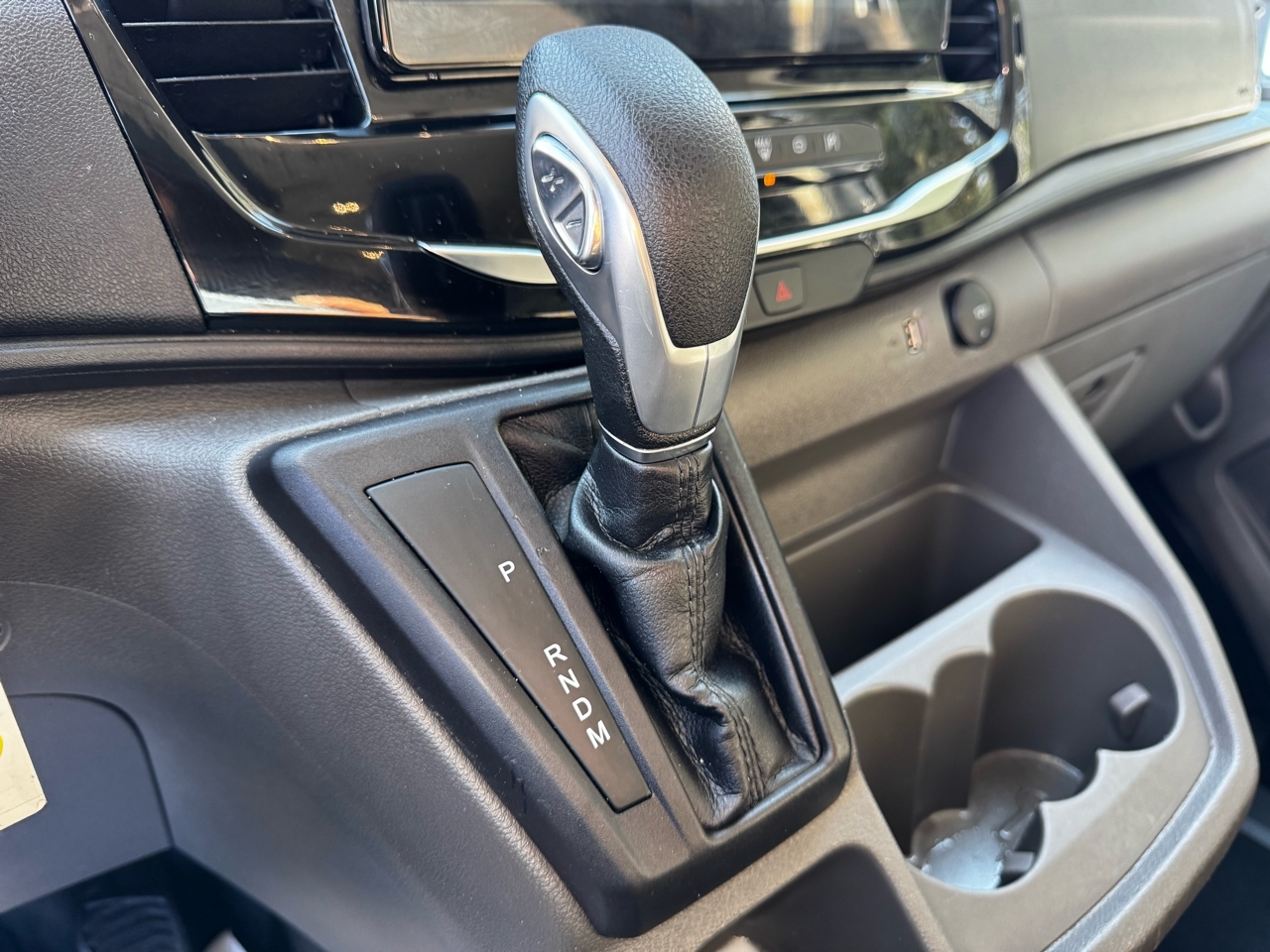 Ford Transit Passenger Wagon T-350 148" Low Roof XLT RWD 2023