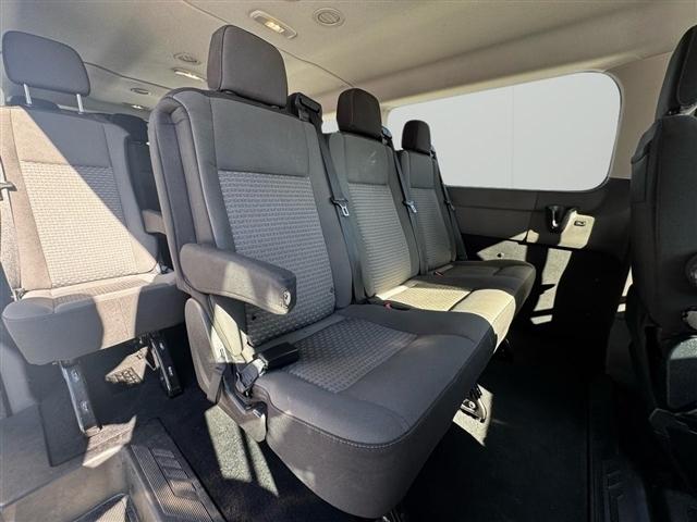 Ford Transit Passenger Wagon T-350 148" Low Roof XLT RWD 2023