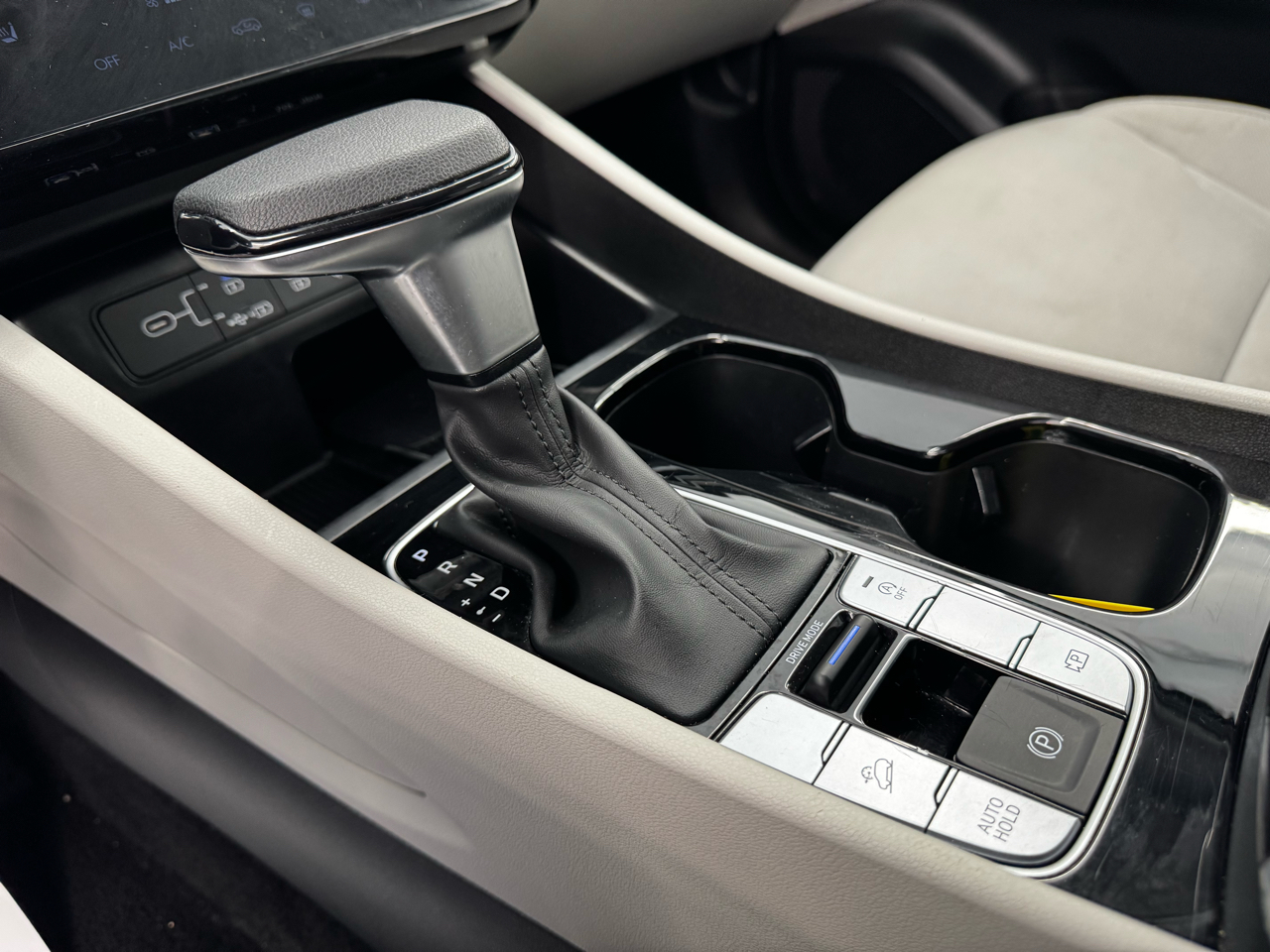 Hyundai Tucson SEL FWD 2025