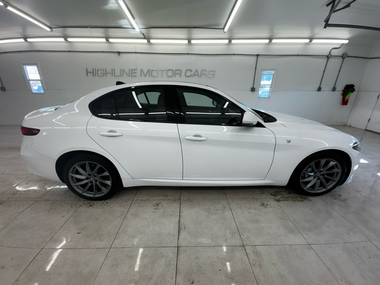 Alfa Romeo Giulia Ti AWD 2023