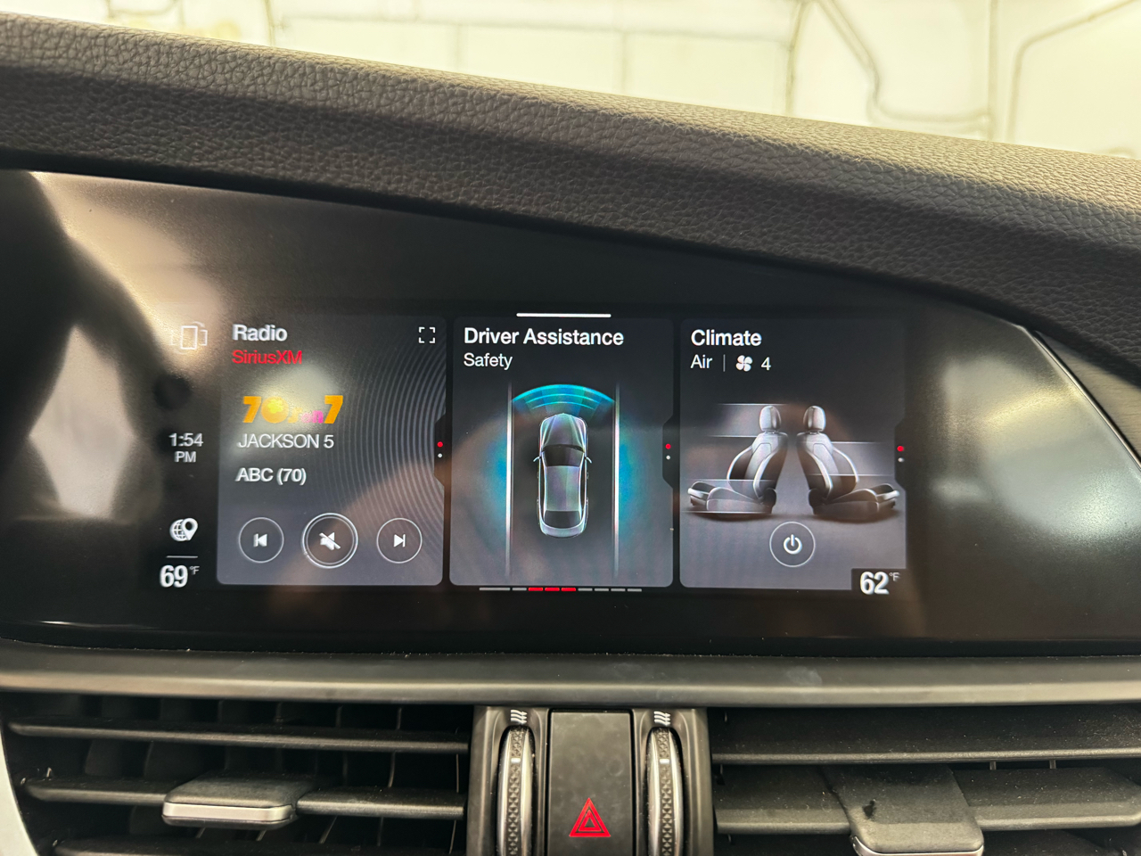 Alfa Romeo Giulia Ti AWD 2023