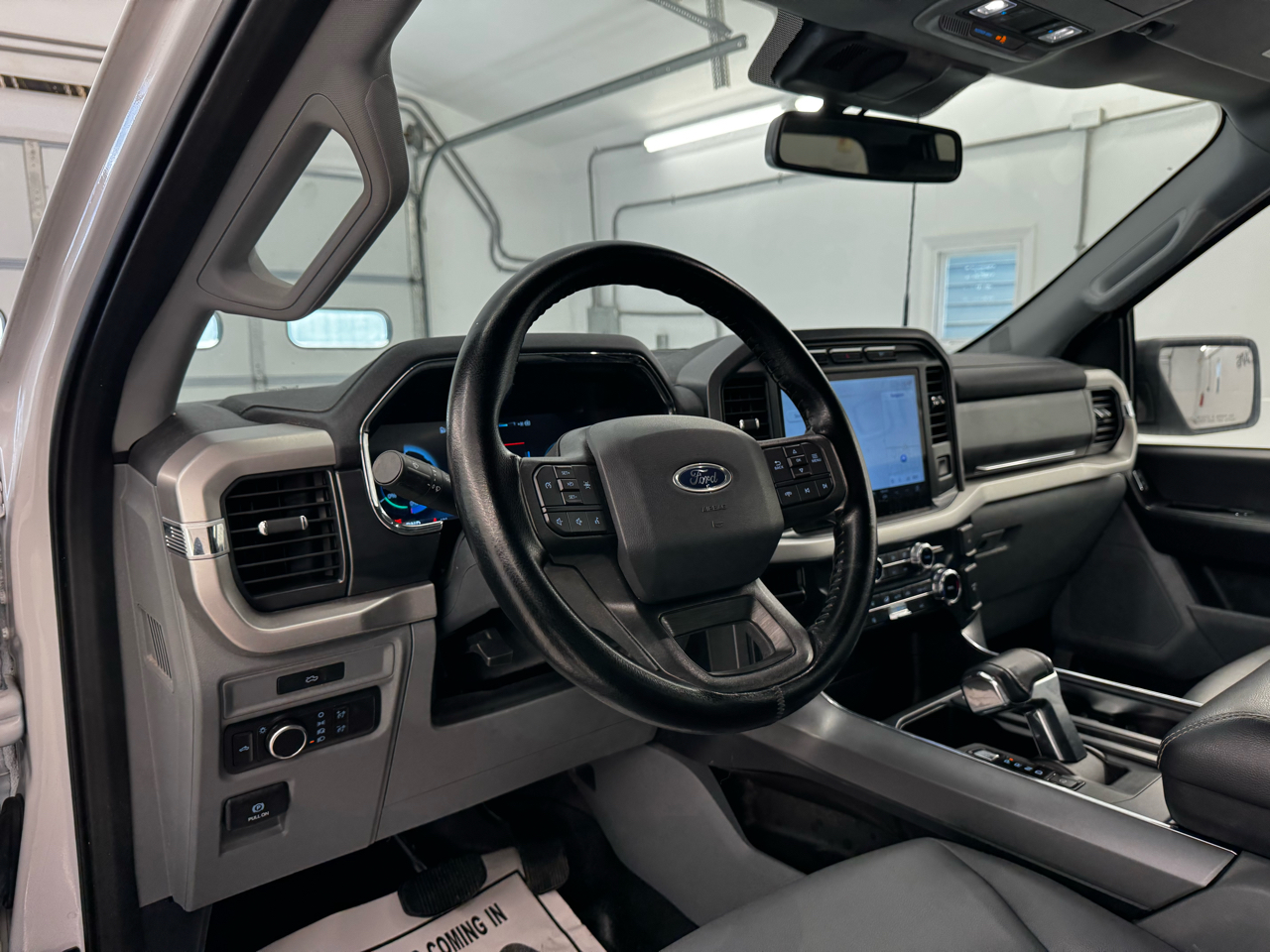 Ford F-150 Lightning LARIAT 4WD SuperCrew 5.5' Box 2022