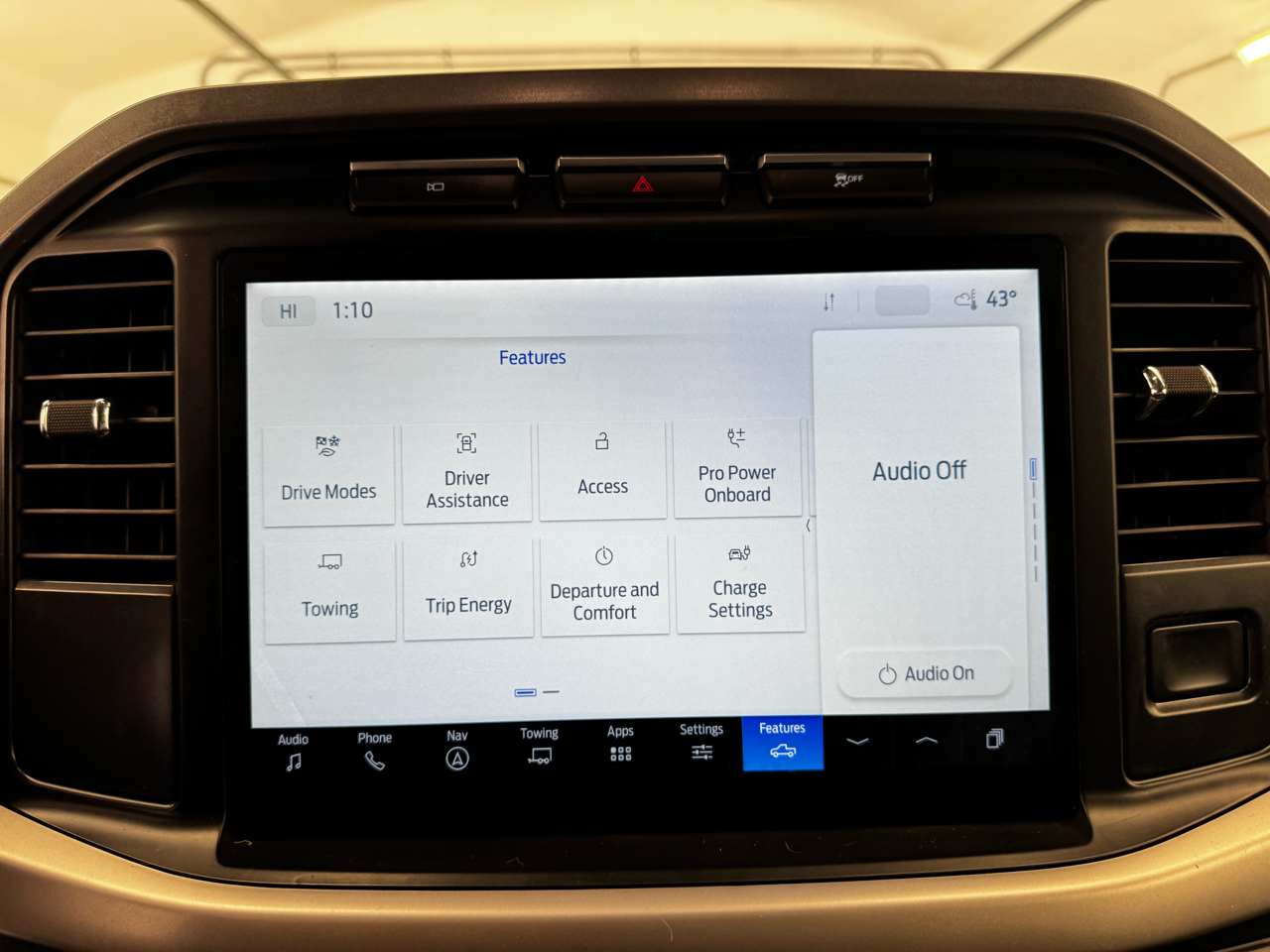 Ford F-150 Lightning LARIAT 4WD SuperCrew 5.5' Box 2022