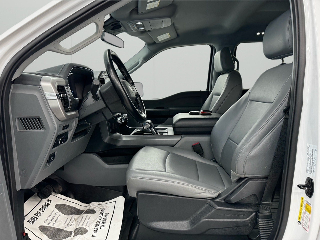 Ford F-150 Lightning Pro 4WD SuperCrew 5.5' Box 2022