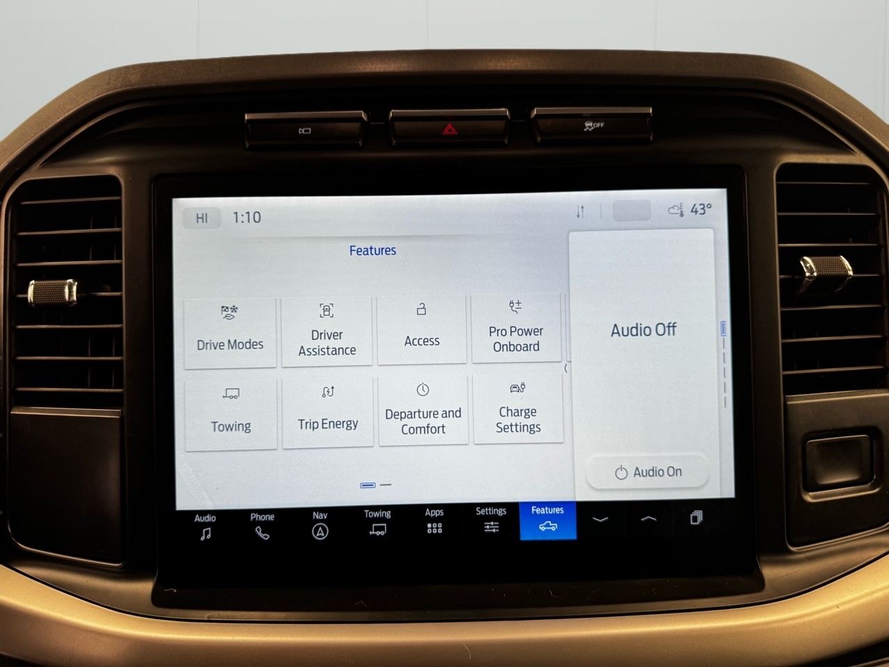 Ford F-150 Lightning Pro 4WD SuperCrew 5.5' Box 2022