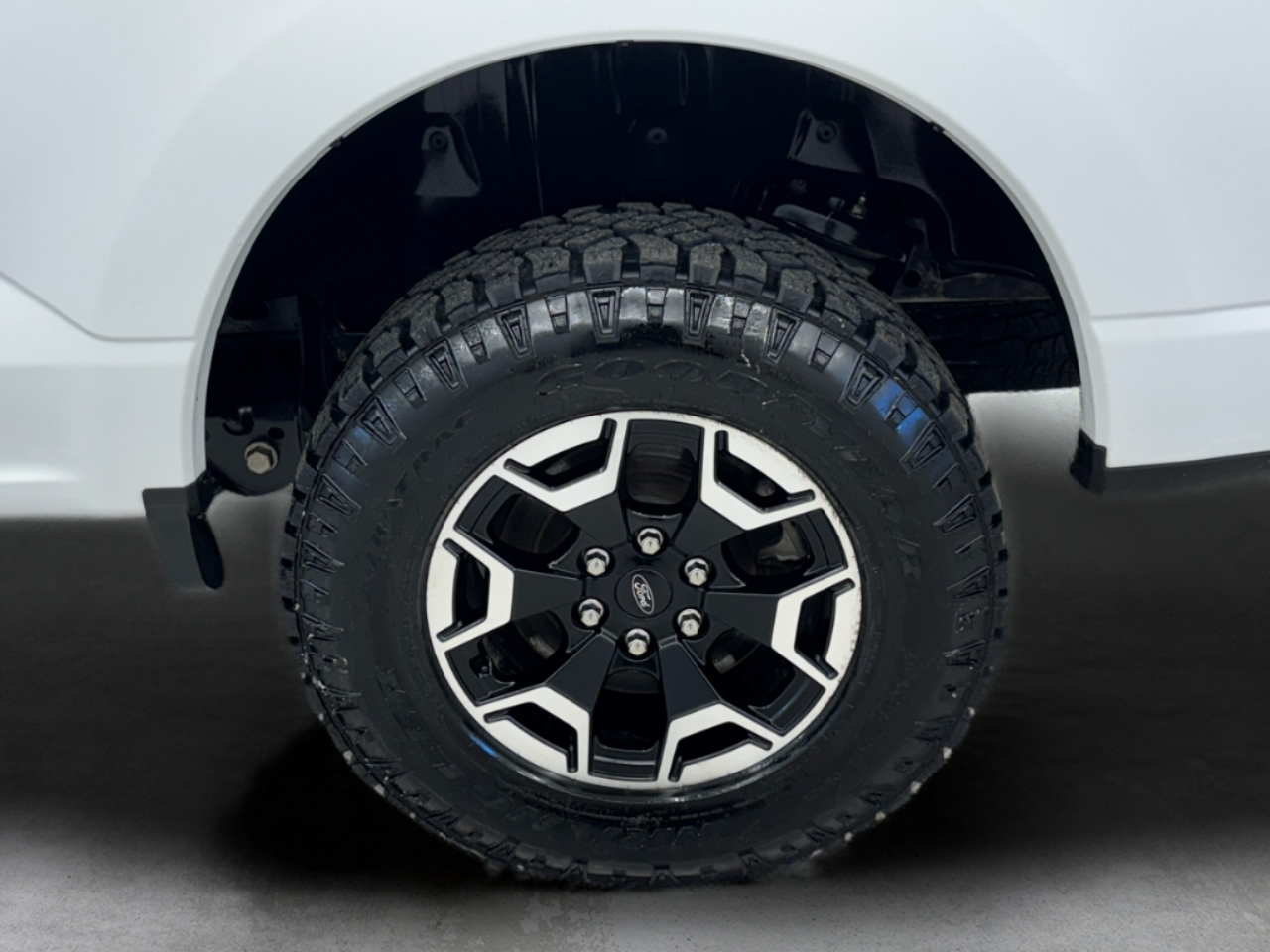 Ford F-150 Lightning Pro 4WD SuperCrew 5.5' Box 2022