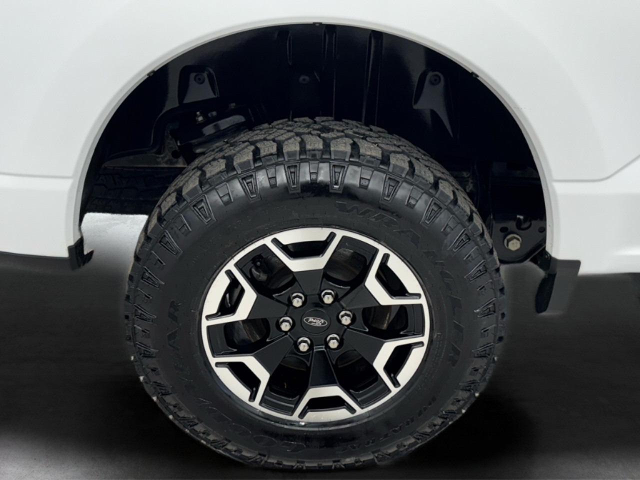 Ford F-150 Lightning Pro 4WD SuperCrew 5.5' Box 2022