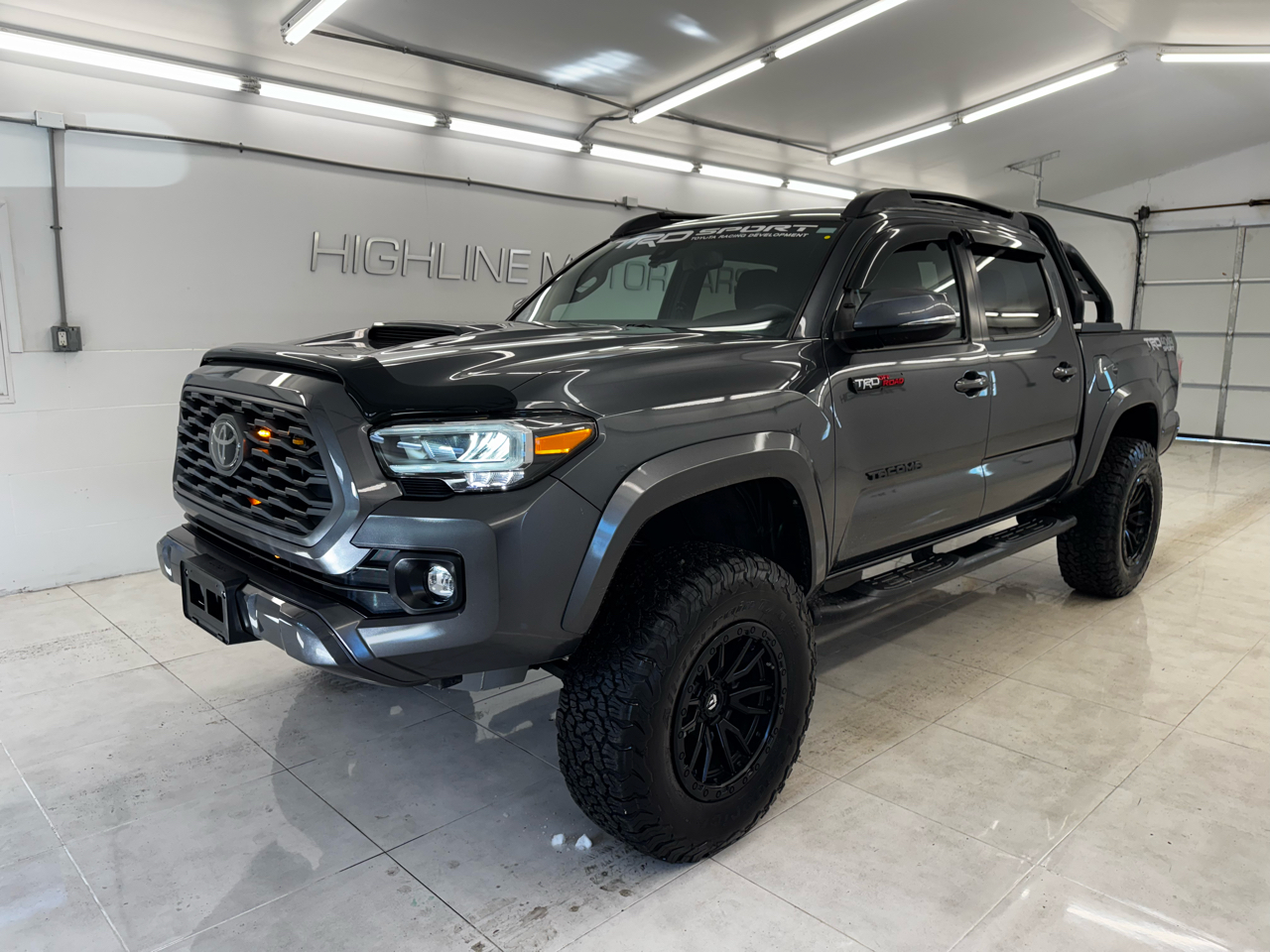 Toyota Tacoma 4WD TRD Off Road Double Cab 5' Bed V6 MT (Natl) 2023