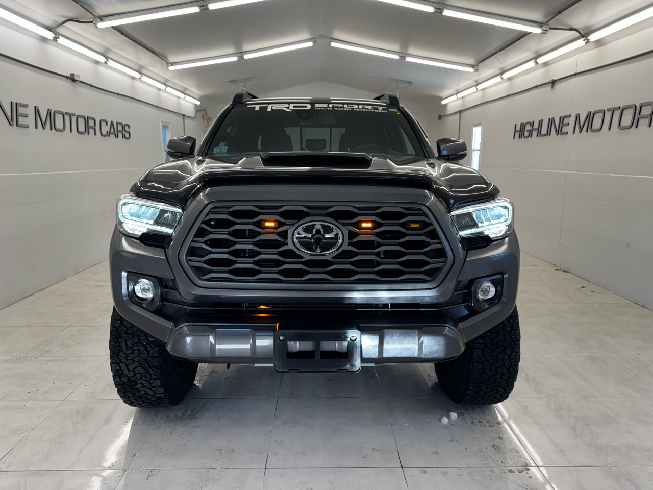 Toyota Tacoma 4WD TRD Off Road Double Cab 5' Bed V6 MT (Natl) 2023