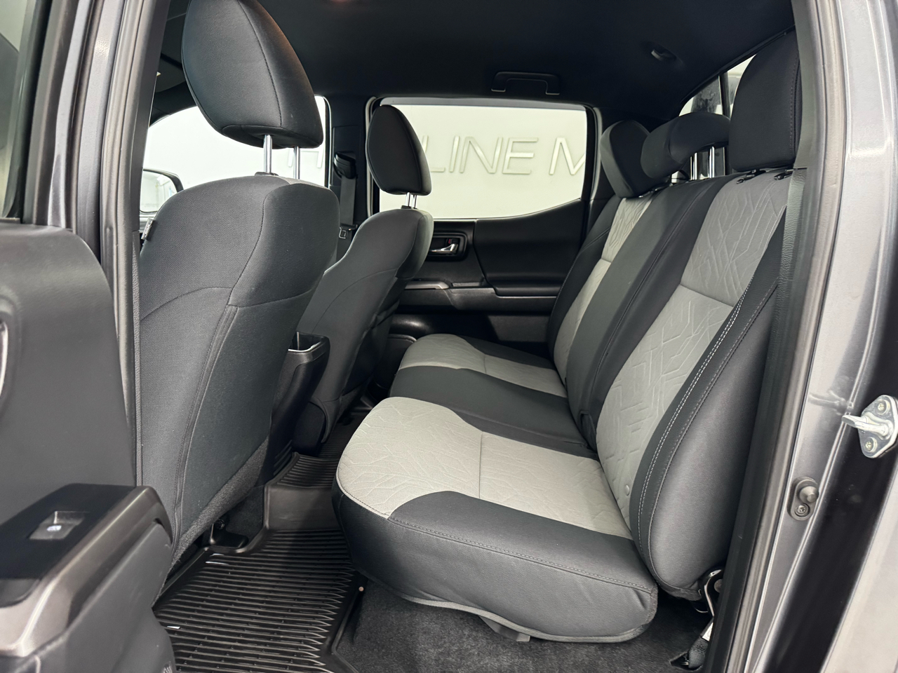 Toyota Tacoma 4WD TRD Off Road Double Cab 5' Bed V6 MT (Natl) 2023