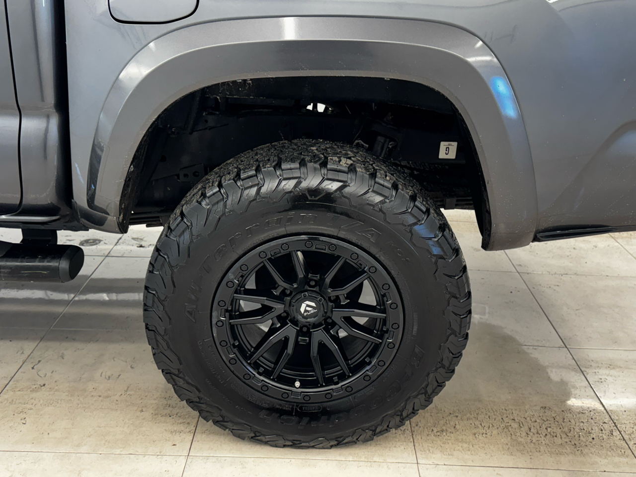 Toyota Tacoma 4WD TRD Off Road Double Cab 5' Bed V6 MT (Natl) 2023