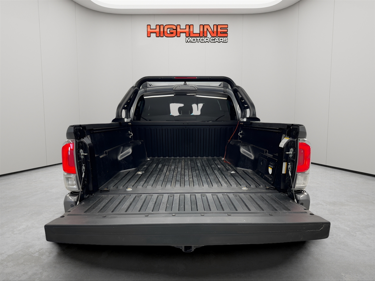 Toyota Tacoma 4WD TRD Off Road Double Cab 5' Bed V6 MT (Natl) 2023