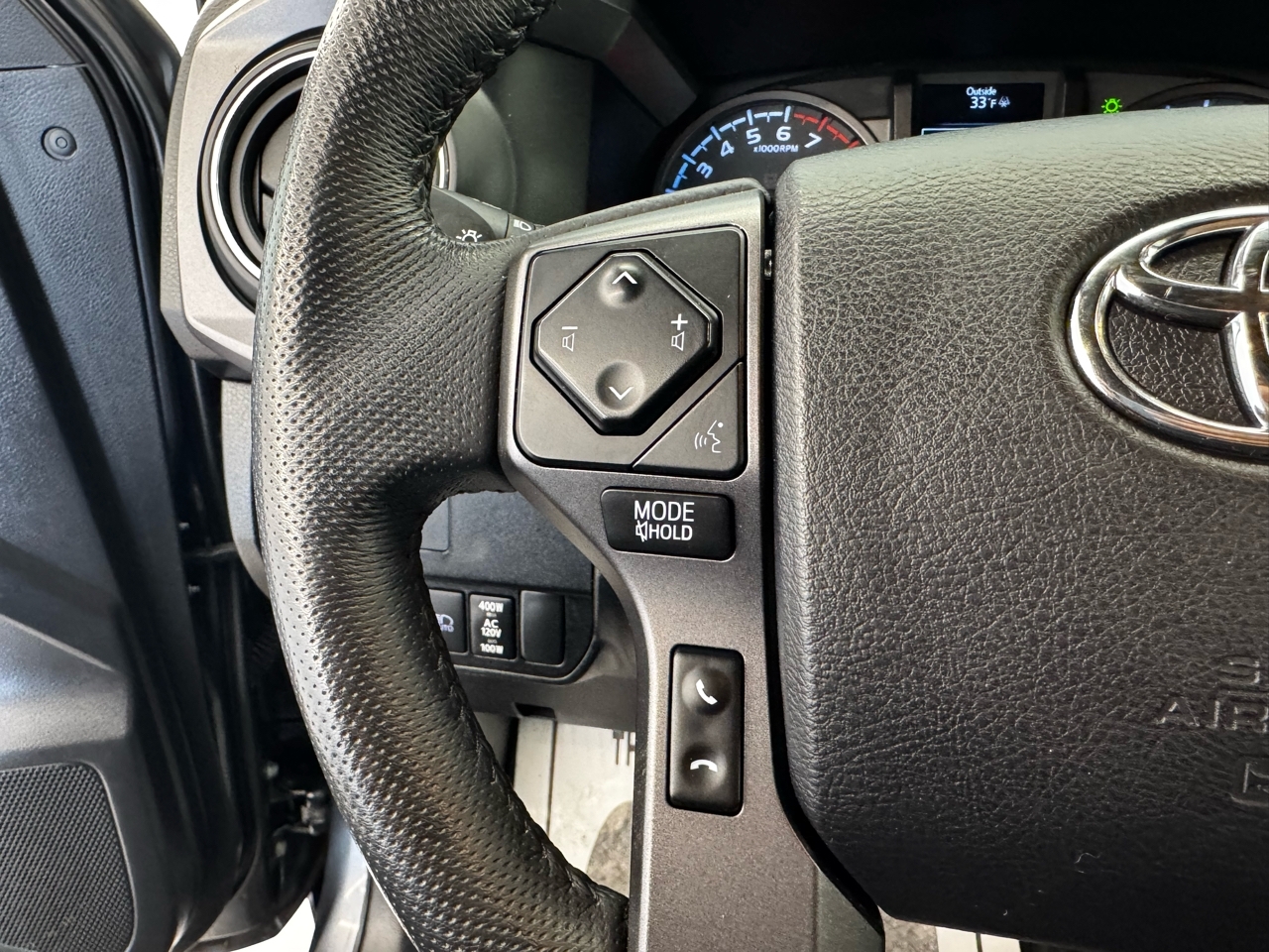 Toyota Tacoma 4WD TRD Off Road Double Cab 5' Bed V6 MT (Natl) 2023