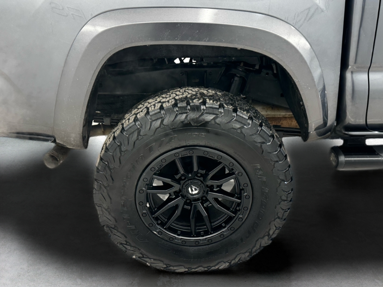 Toyota Tacoma 4WD TRD Off Road Double Cab 5' Bed V6 MT (Natl) 2023