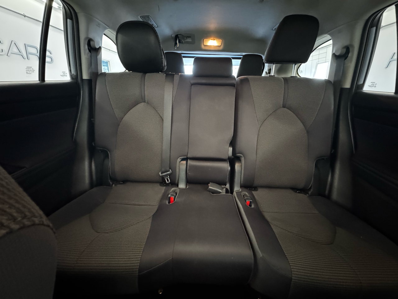 Toyota Highlander Hybrid LE AWD (Natl) 2023