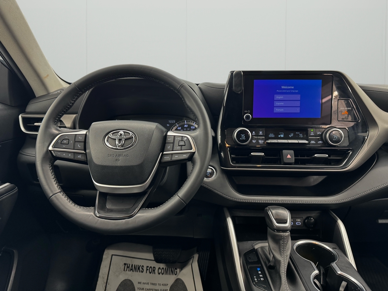 Toyota Highlander Hybrid LE AWD (Natl) 2023