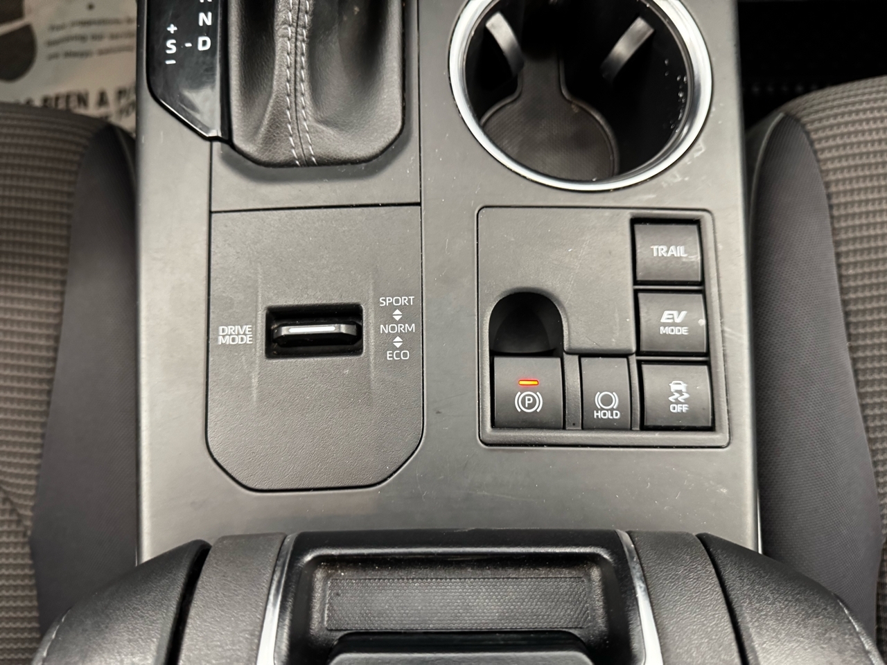 Toyota Highlander Hybrid LE AWD (Natl) 2023